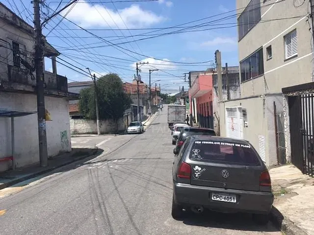 Terreno com 300m², à venda, no bairro Vila Nossa Senhora das Vitórias em Mauá