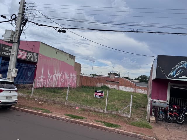 Terreno com 480m², à venda, no bairro Jardim Nashville em Campo Grande