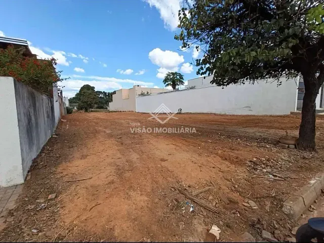Terreno com 300m², à venda, no bairro Santa Clara em Sorriso