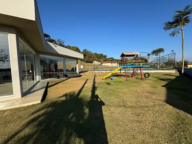 Terreno com 360m², à venda, no bairro Guaxinduva em Bom Jesus dos Perdões