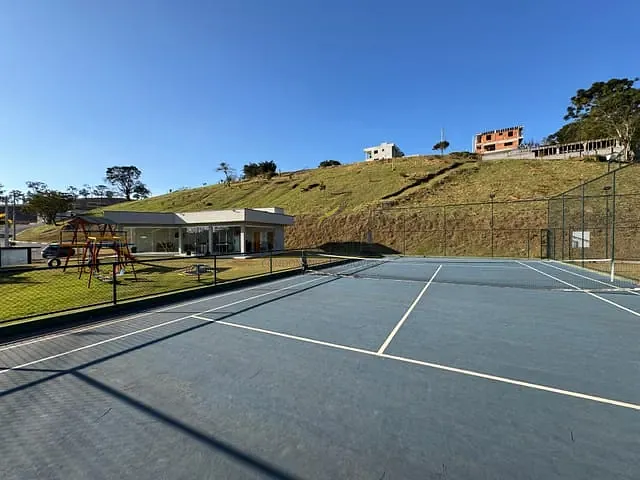 Terreno com 360m², à venda, no bairro Guaxinduva em Bom Jesus dos Perdões