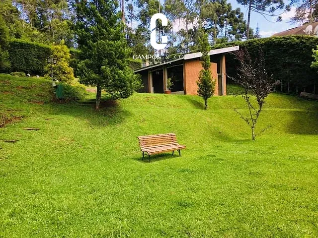Terreno com 1000m², à venda, no bairro Jardim Panorama em Campos do Jordão