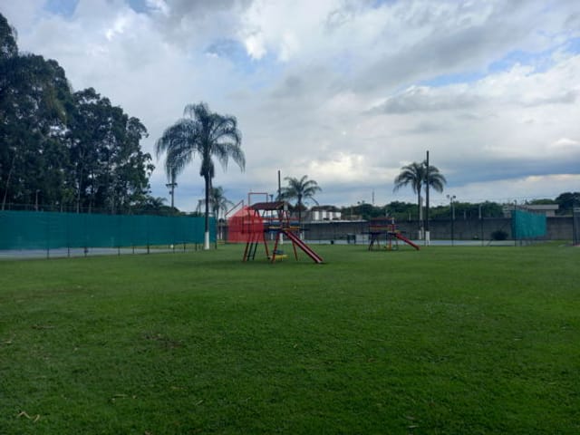 Terreno com 700m², à venda, no bairro Parque das Nações em Pindamonhangaba