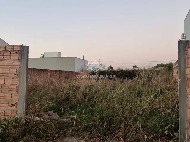 Terreno com 300m², à venda, no bairro Jardim Portinari em Sinop