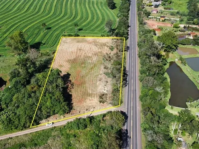 Terreno com 5000m², à venda, no bairro Zona Rural em Fazenda Vilanova