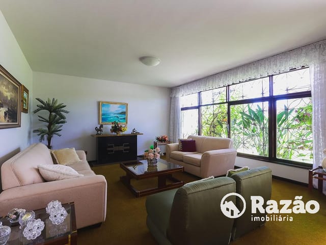 Terreno com 495m², à venda, no bairro Mercês em Curitiba
