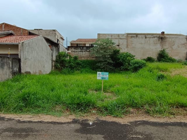 Terreno com 300m², à venda, no bairro Jardim Planalto Verde em Cambé
