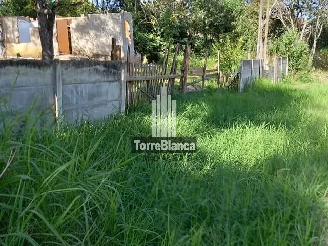 Terreno com 616m², à venda, no bairro Uvaranas em Ponta Grossa