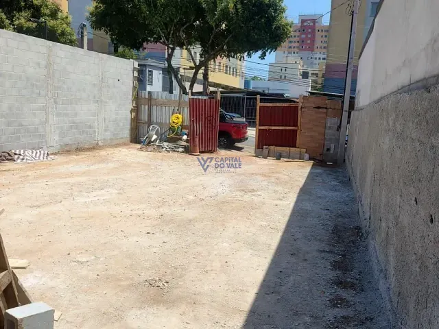 Terreno com 247m², à venda, no bairro Jardim Satélite em São José dos Campos