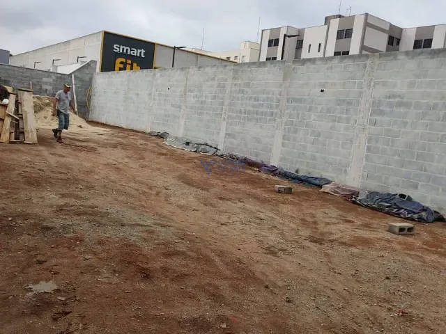 Terreno com 247m², à venda, no bairro Jardim Satélite em São José dos Campos