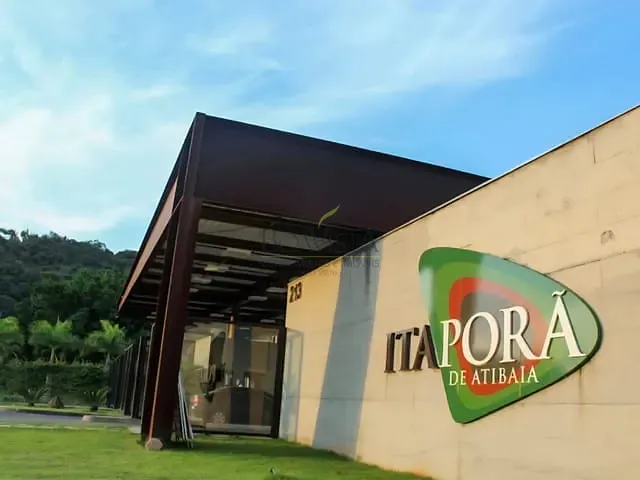 Terreno com 721m², à venda, no bairro San Fernando Valley em Atibaia