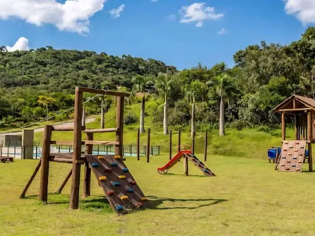 Terreno com 721m², à venda, no bairro San Fernando Valley em Atibaia