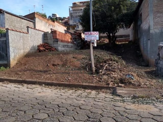 Foto do Terreno - Terreno à venda, 200 m² por R$ 120.000,00 - Centro - Brasópolis/MG | RUSSI IMÓVEIS