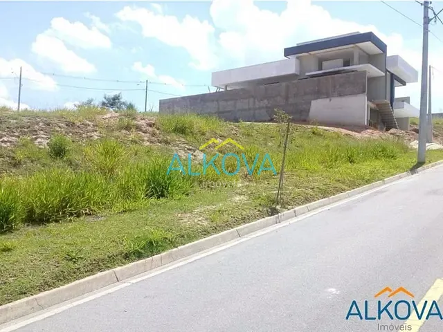 Terreno com 361m², à venda, no bairro Putim em São José dos Campos