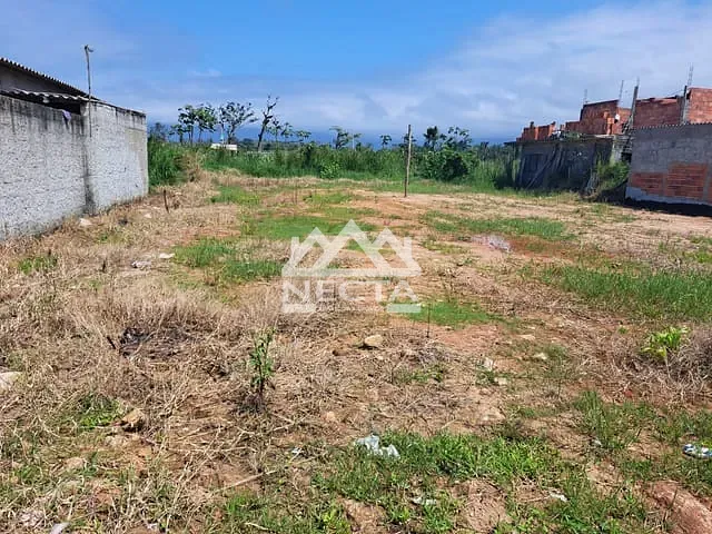 Terreno com 300m², à venda, no bairro Balneário dos Golfinhos em Caraguatatuba