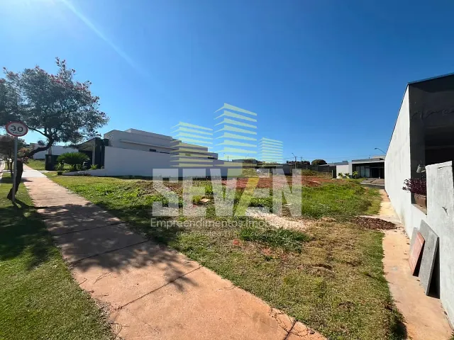 Terreno com 250m², à venda, no bairro Floratta Nações Residencial em Bauru
