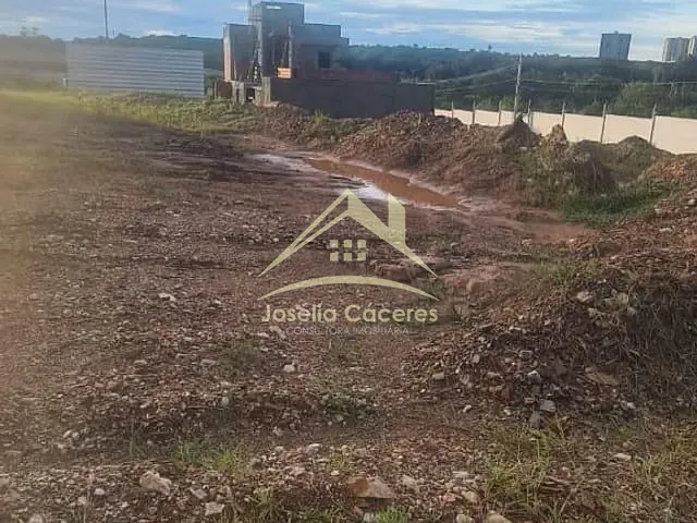 Terreno com 270m², à venda, no bairro Ribeirão do Lipa em Cuiabá