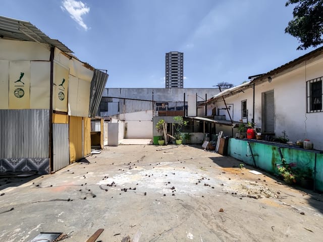 Foto do Terreno - Terreno comercial para venda em Vila Paulista, 914m² | Lares e Andares Imóveis