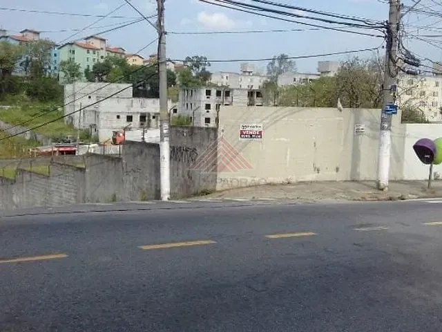 Terreno com 800m², à venda, no bairro Cidade São Jorge em Santo André