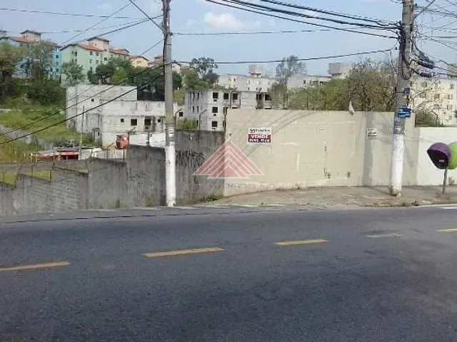 Terreno com 800m², à venda, no bairro Cidade São Jorge em Santo André