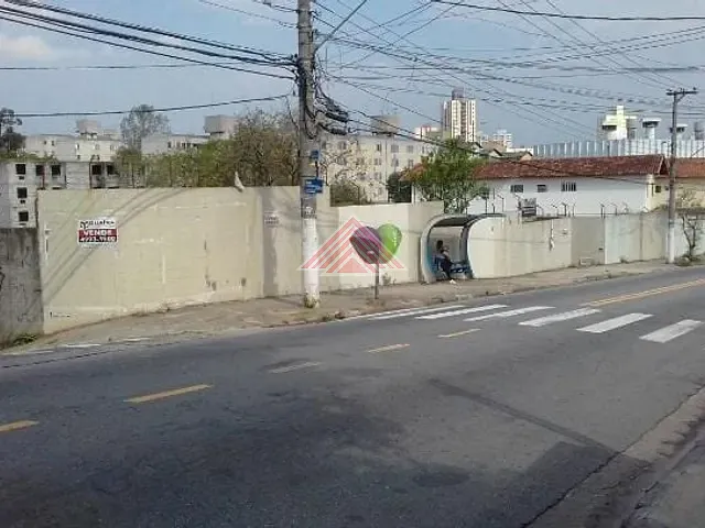 Terreno com 800m², à venda, no bairro Cidade São Jorge em Santo André