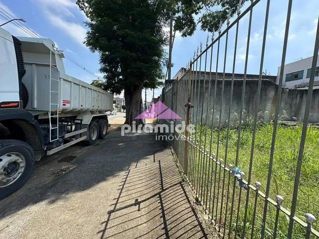 Terreno com 250m², à venda, no bairro Jardim Satélite em São José Dos Campos