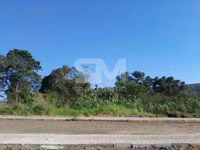 Terreno com 2940m², à venda, no bairro centro  em Quilombo