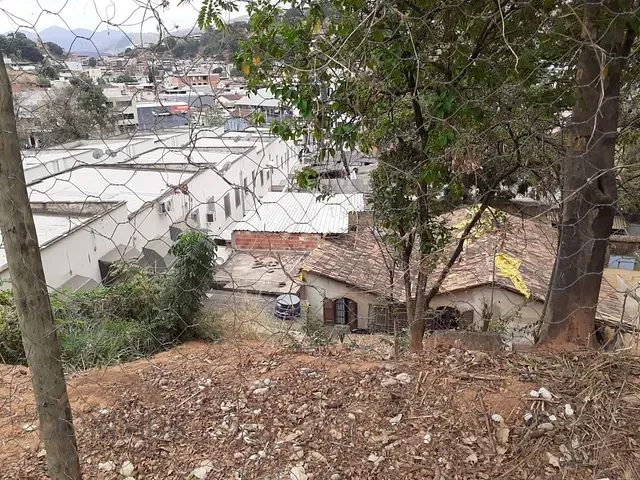 Terreno com 2262m², à venda, no bairro Esperança em Ipatinga