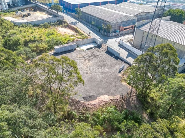 Terreno com 7000m², para alugar, no bairro Jardim da Várzea em Santana de Parnaíba