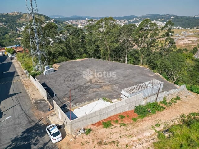 Terreno com 7000m², para alugar, no bairro Jardim da Várzea em Santana de Parnaíba