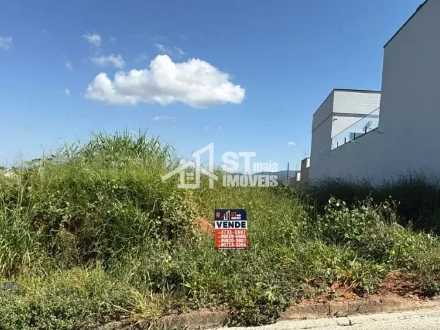 Terreno com 301m², à venda, no bairro Jardim Itália em Andradas
