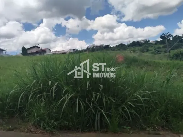 Terreno com 301m², à venda, no bairro Jardim Itália em Andradas