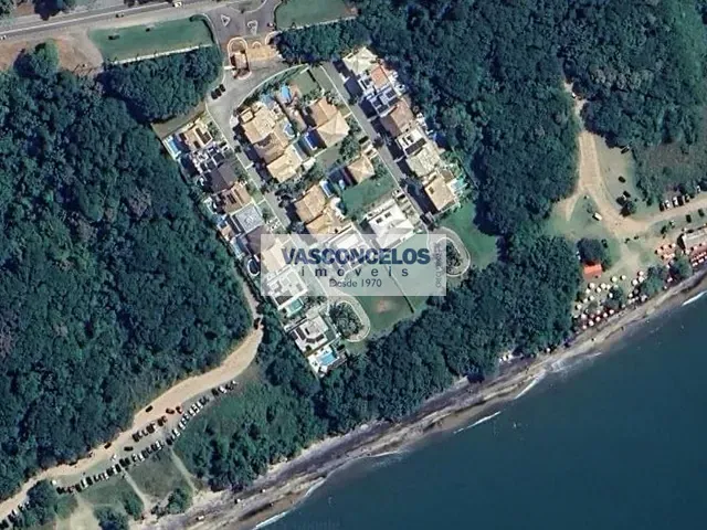 Terreno com 1692m², à venda, no bairro Massaguaçu em Caraguatatuba