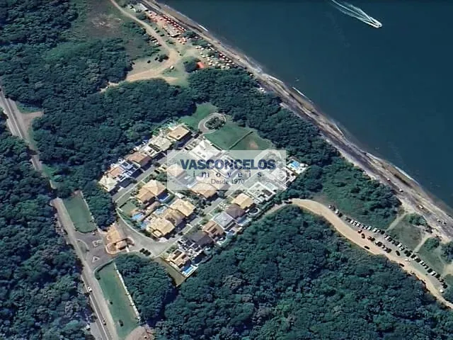 Terreno com 1692m², à venda, no bairro Massaguaçu em Caraguatatuba