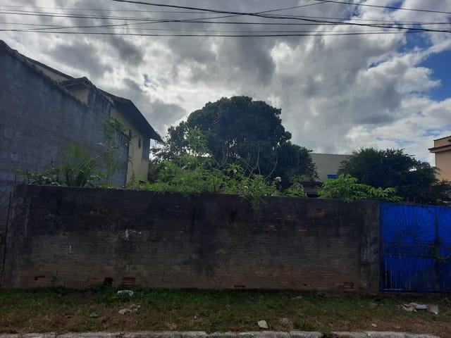 Terreno com 300m², à venda, no bairro Loteamento Recando da Serra em Córrego do Ouro