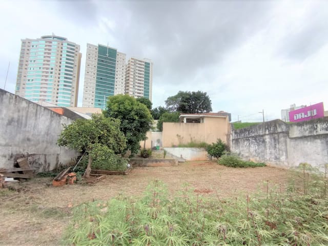 Terreno com 347m², à venda, no bairro Olarias em Ponta Grossa