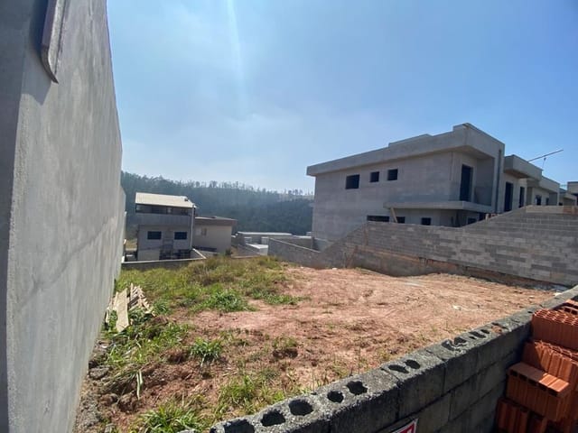 Terreno com 350m², à venda, no bairro Portais (Polvilho) em Cajamar