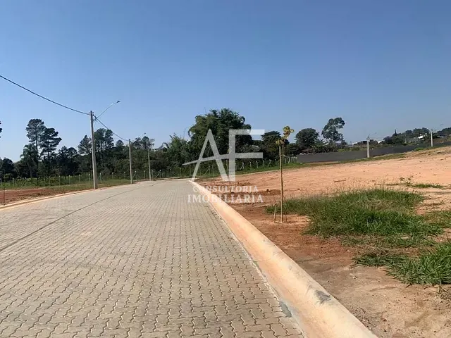 Terreno com 210m², à venda, no bairro Parque Senhor do Bonfim em Taubaté