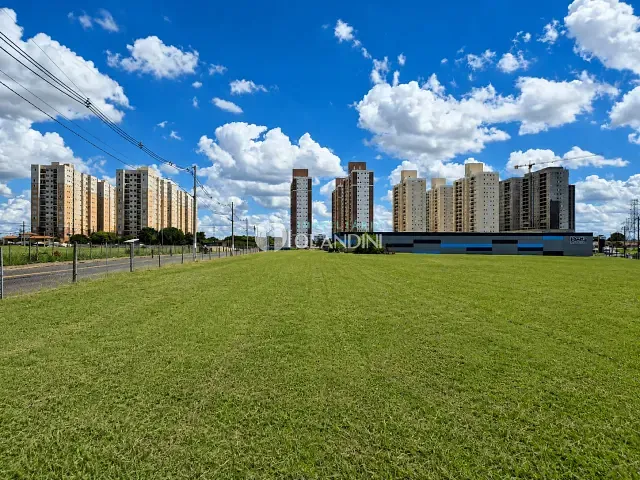 Terreno com 4173m², à venda, no bairro Cariobinha em Americana