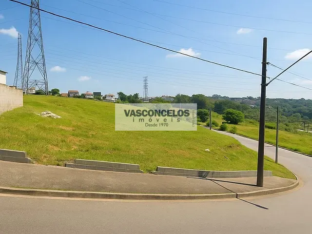 Terreno com 297m², à venda, no bairro Residencial Santa Paula em Jacareí