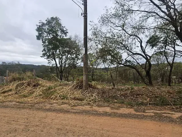 Terreno com 1000m², à venda, no bairro Mato Dentro em Atibaia