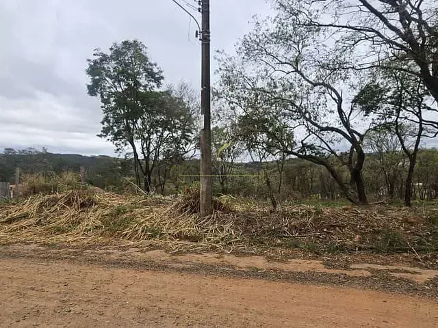 Terreno com 1000m², à venda, no bairro Mato Dentro em Atibaia