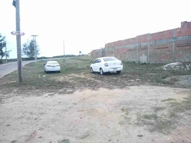 Terreno com 450m², à venda, no bairro Praia do Açu em São João da Barra