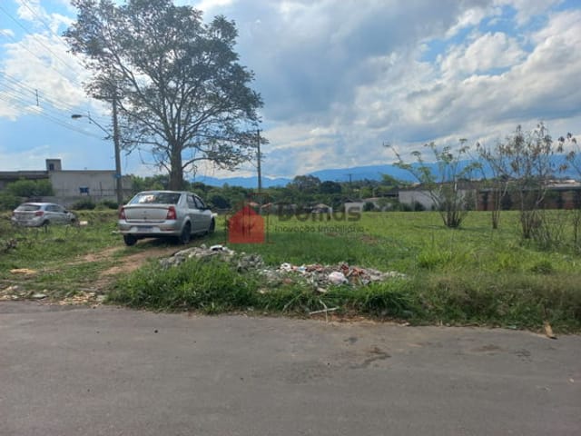 Terreno com 274m², à venda, no bairro Vitoria Park em Pindamonhangaba