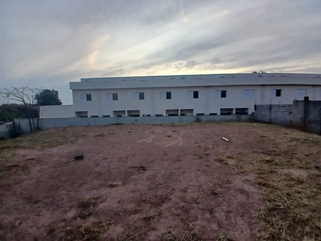 Terreno com 887m², para alugar, no bairro Polvilho em Cajamar
