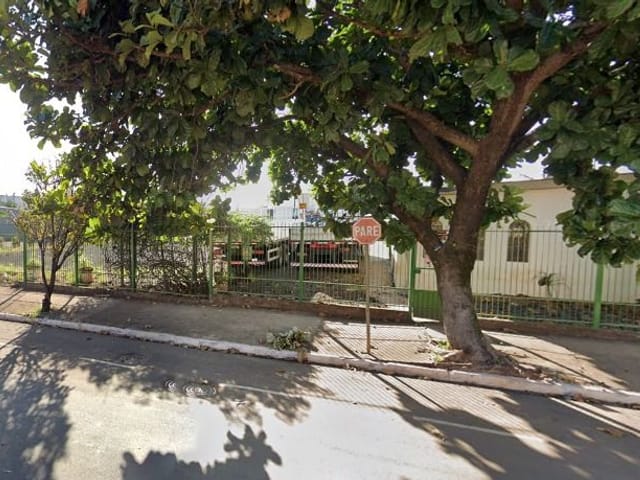 Terreno com 2224m², à venda, no bairro Vila Salome em Cambé