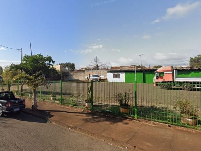 Terreno com 2224m², à venda, no bairro Vila Salome em Cambé