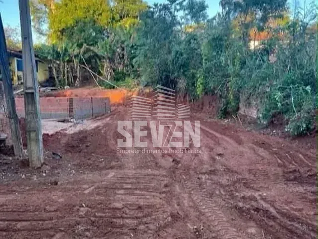 Terreno com 144m², à venda, no bairro Tangarás em Bauru