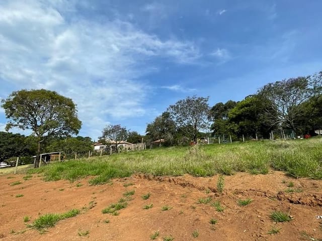 Terreno com 2727m², à venda, no bairro forjos em Extrema