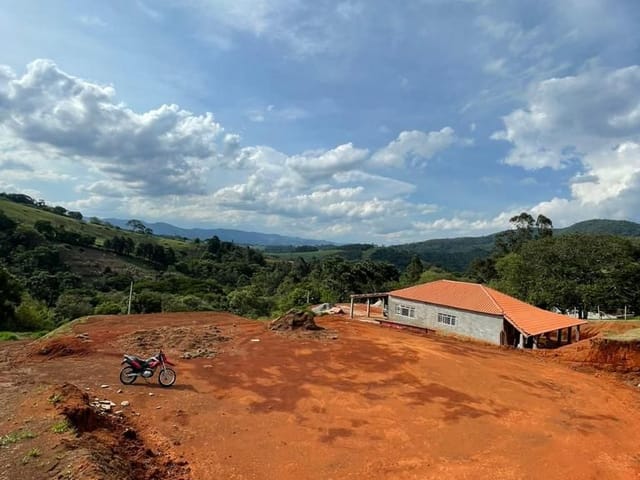 Terreno com 2727m², à venda, no bairro forjos em Extrema